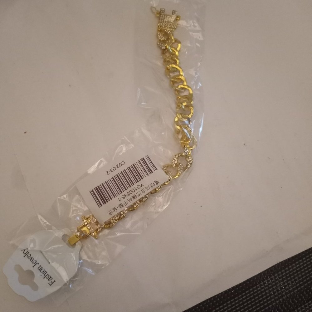 Gold And Silver Stone Bracelet With Beautiful Lock Charm